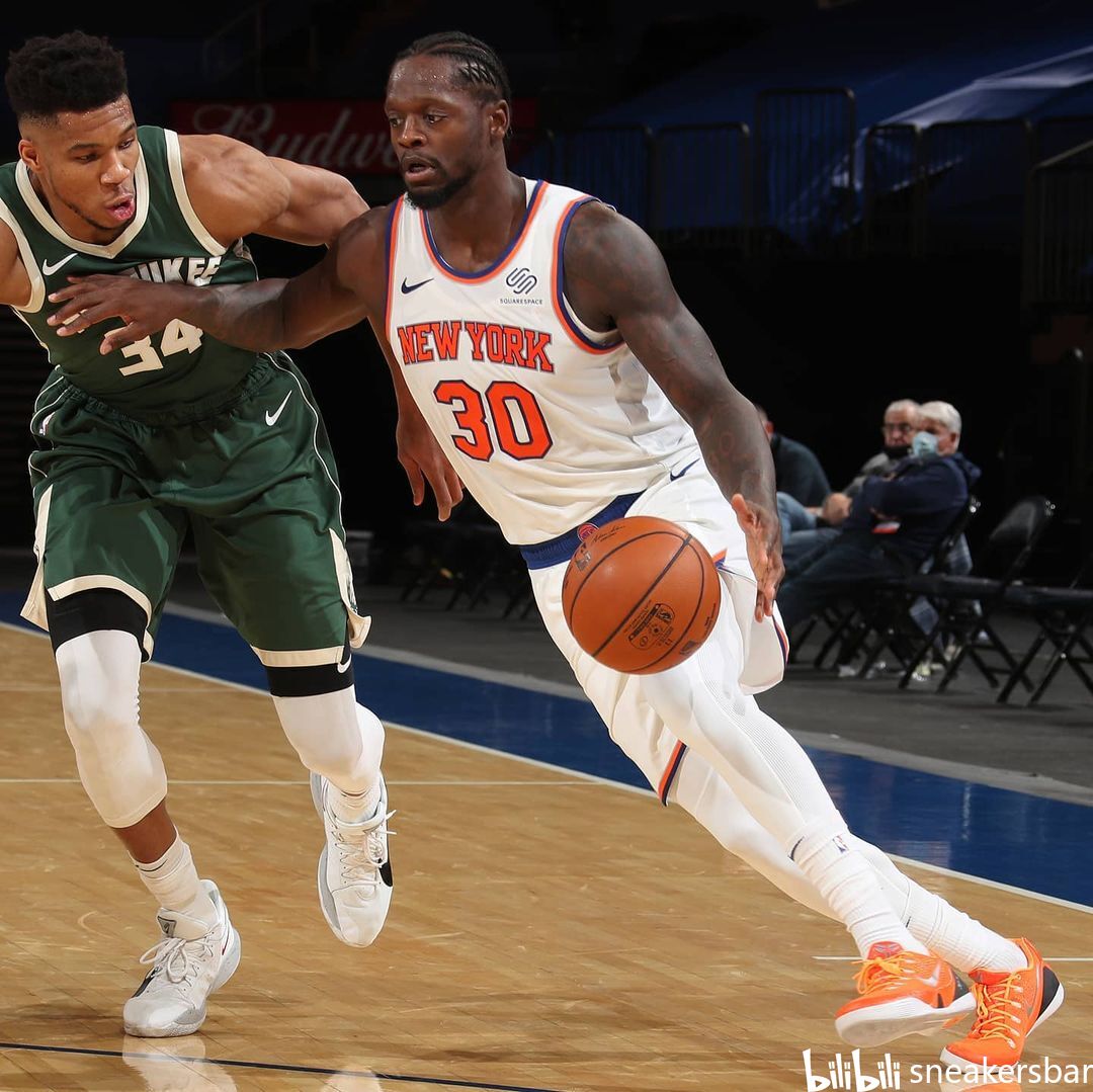 他并没有因 他并没有因