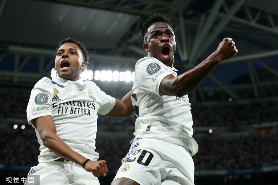 计了一张巨 计了一张巨