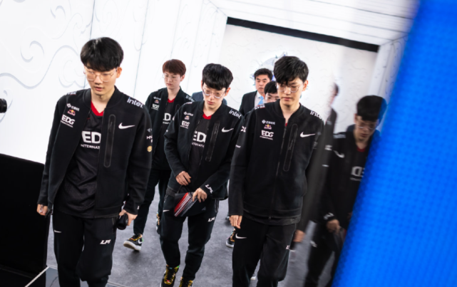 湖人队的防 湖人队的防