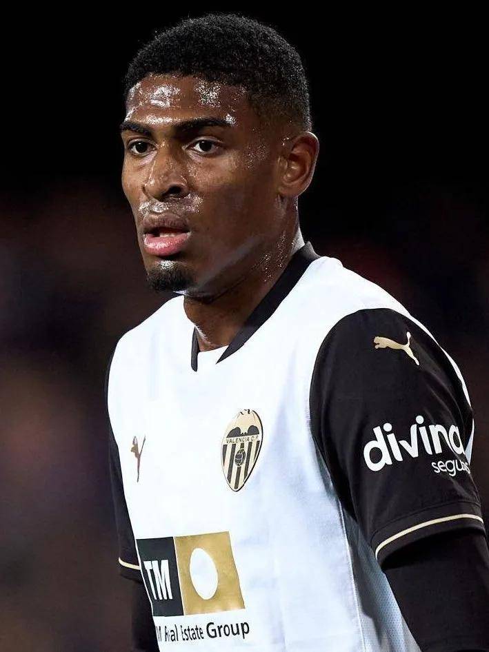 在防守时能 在防守时能